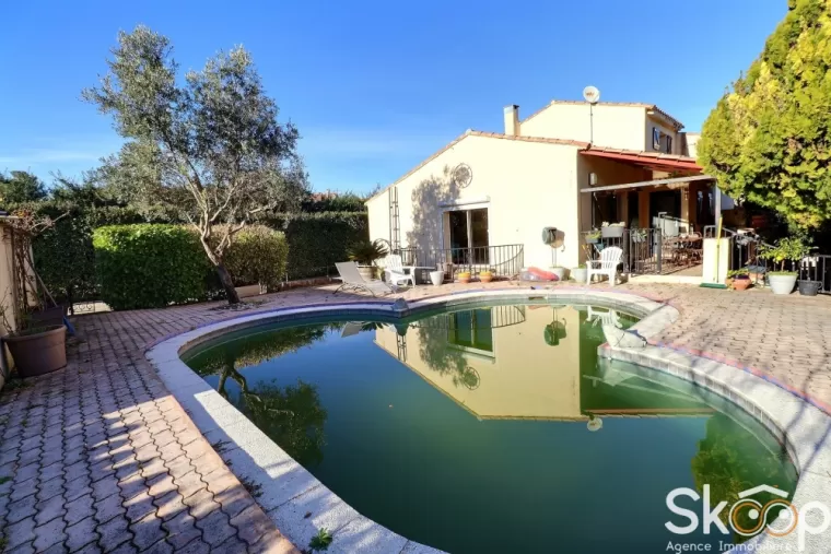 Villa 8 pièces + appartement indépendant + piscine à Saint-Drézéry, La Grande-Motte, SKOOP Agence Immobilière